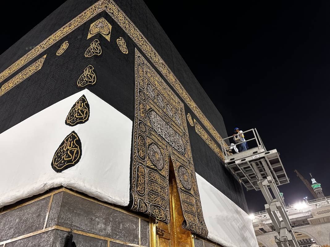 Kabe'nin örtüsü temizlendi - Resim: 10